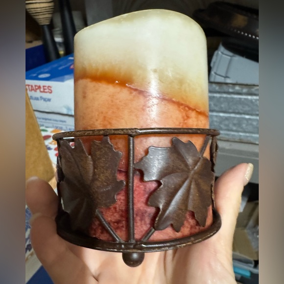 Vtg pier 1 scroll leaf candle holders with 2 battery operated candles / fall - Picture 6 of 10